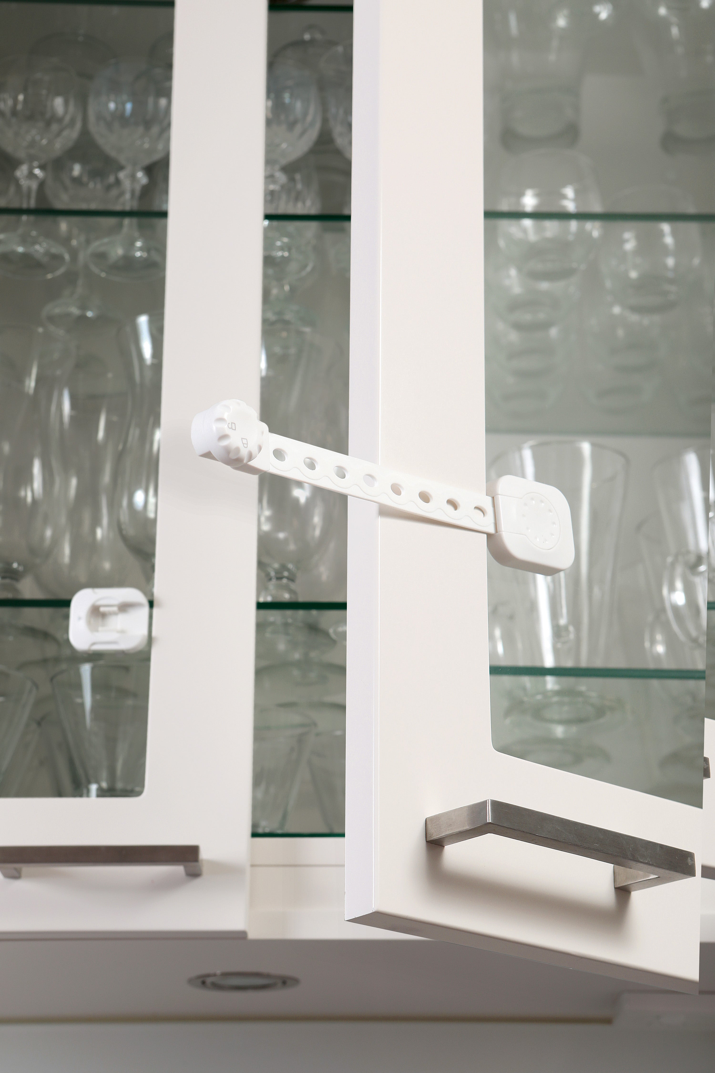 Twist 'N Lock Multi-Purpose Latch 6Pk White