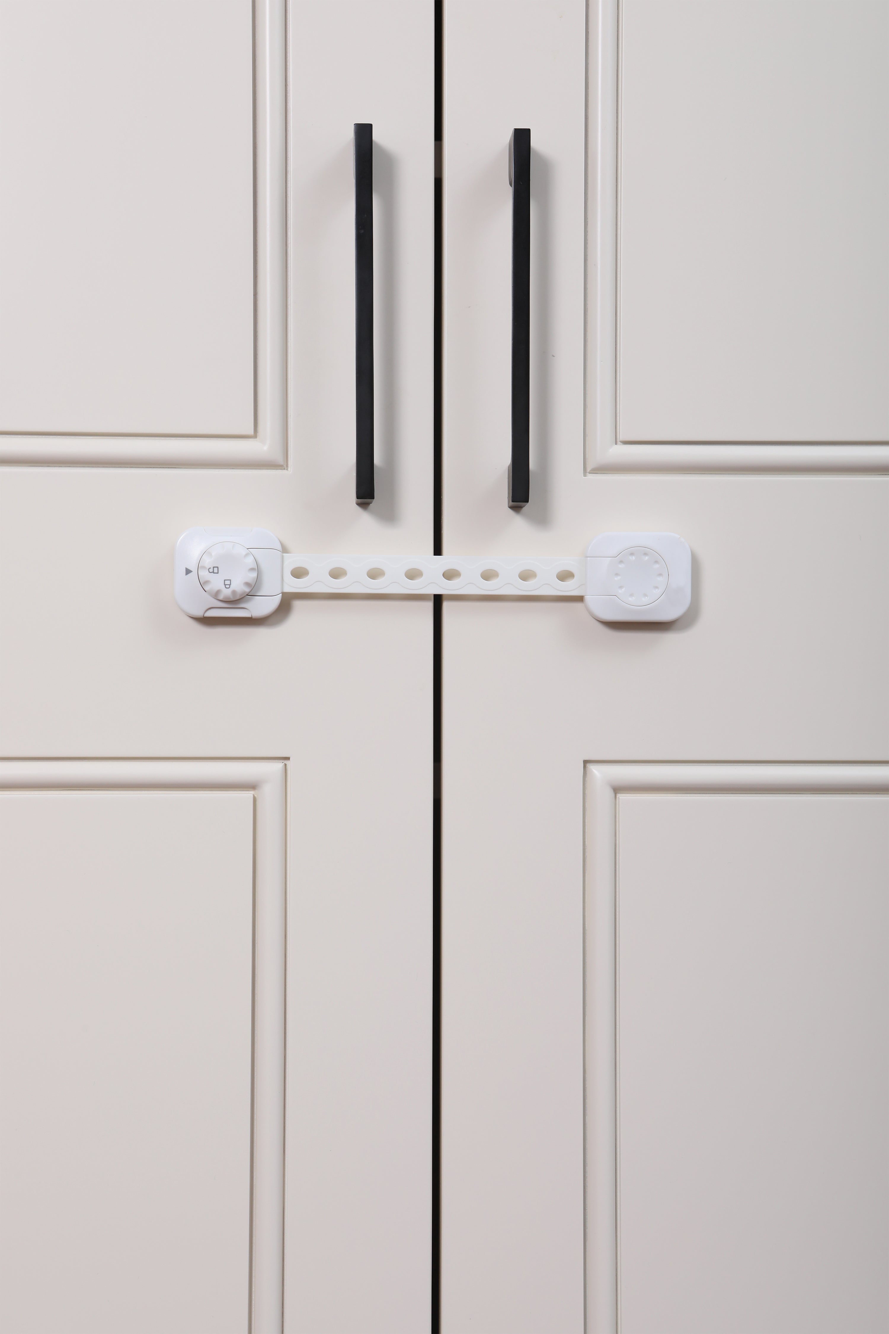 Twist 'N Lock Multi-Purpose Latch 2Pk White