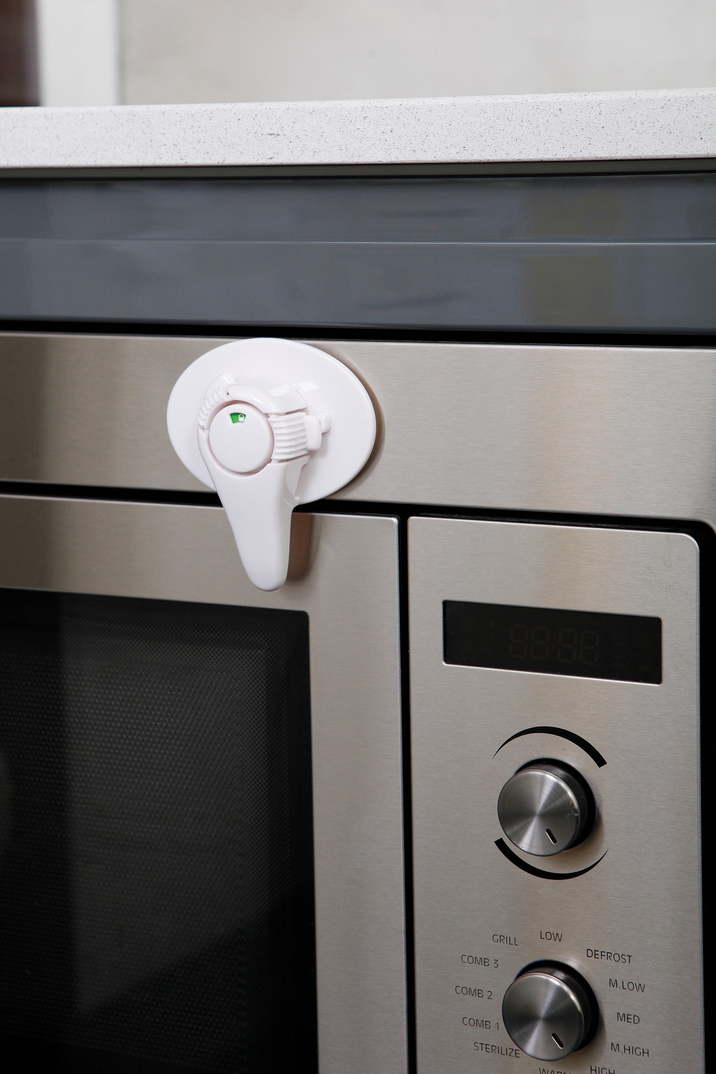 EZ-Check® Swivel Appliance Lock
