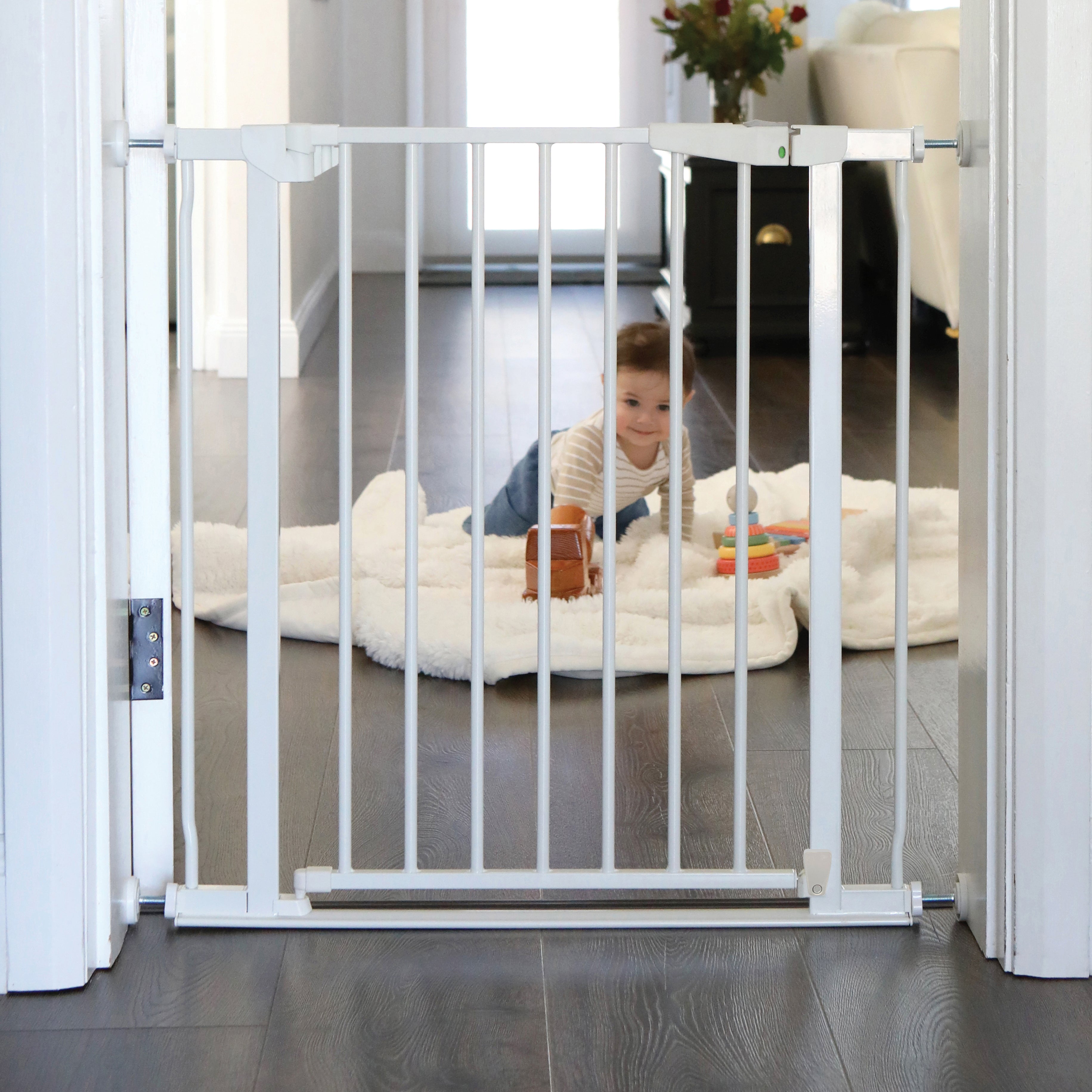 Advance Low Rise Autoclose Gate White