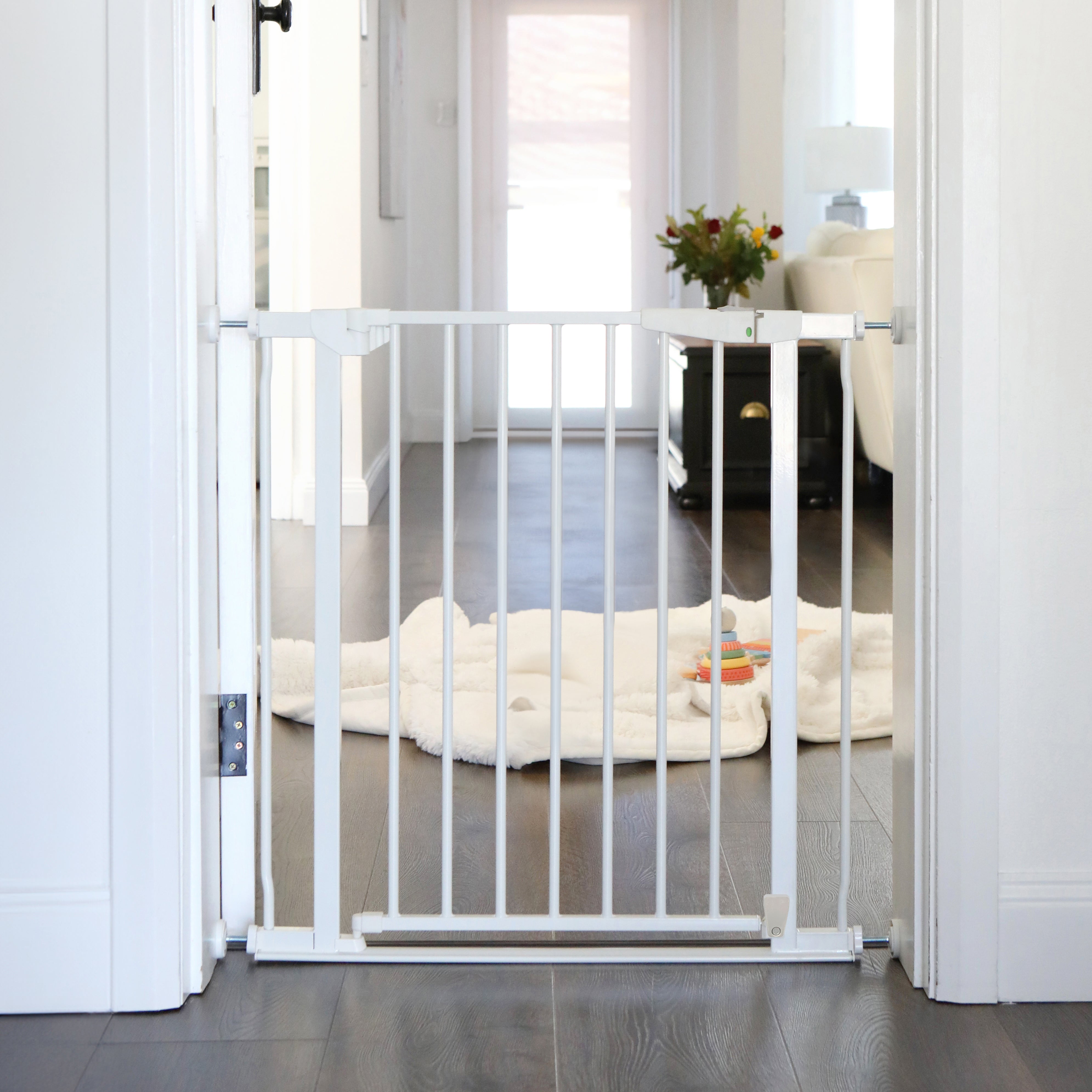 Advance Low Rise Autoclose Gate White