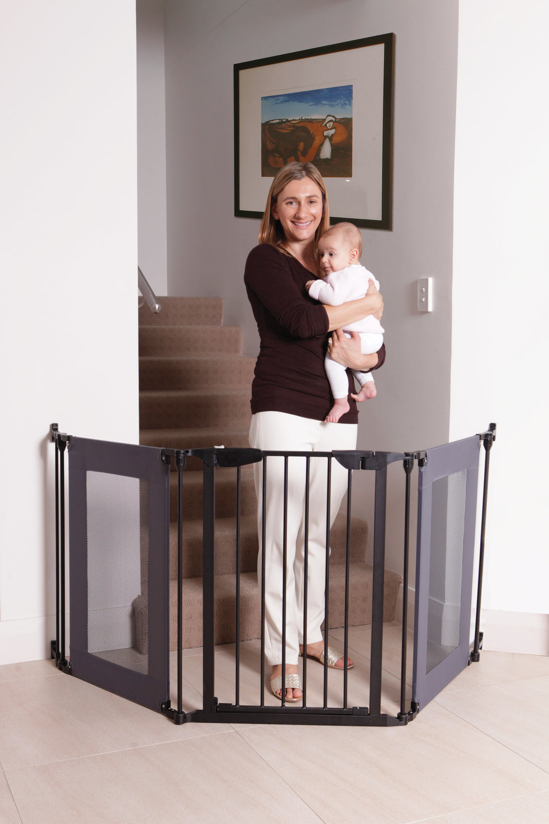 DENVER ADAPTA-GATE® - BLACK METAL WITH GREY MESH PANELS