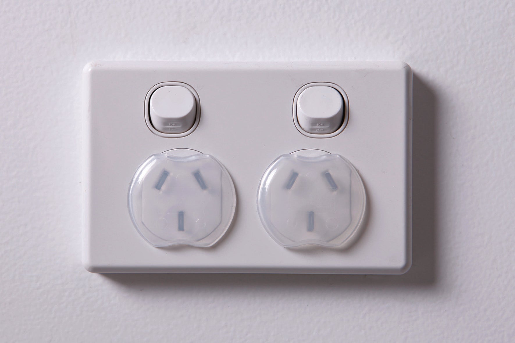 Outlet Plugs 48 Pack