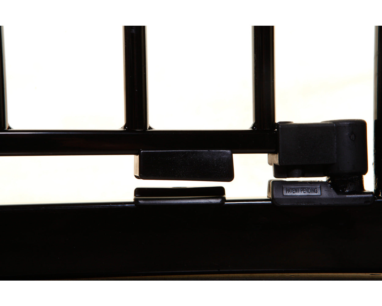 Chelsea 28-39in Auto Close Metal Baby Gate - Black